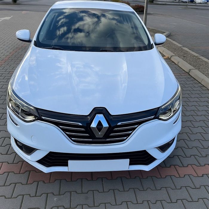 Renault Megane Renault Megane 2020 – 1.3 TCe 140 CP – Intense – Cutie manuală 6 trept