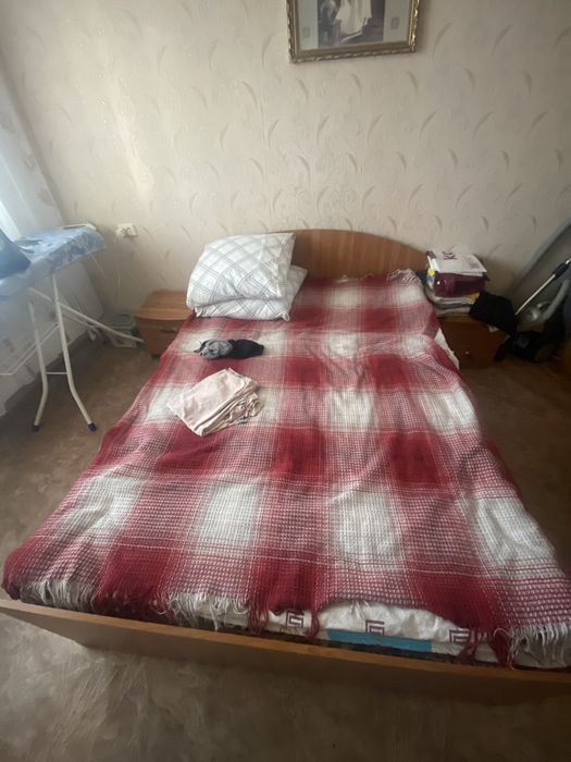 Продам спальню