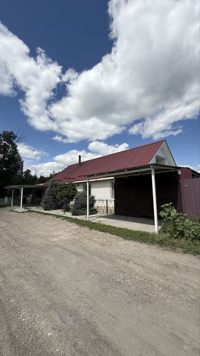 Продам частный дом . Район мирный