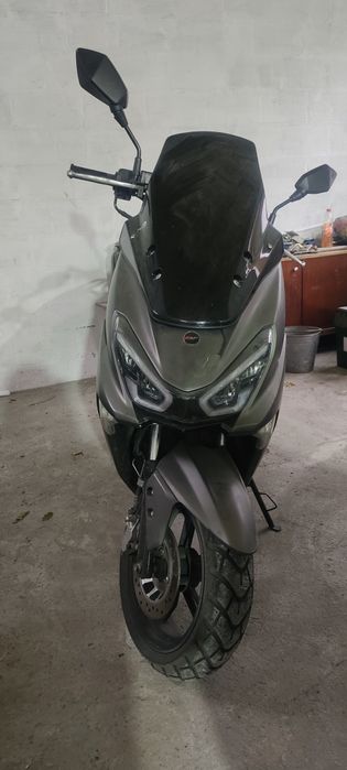 Продам скутер GTiger доки 49сс