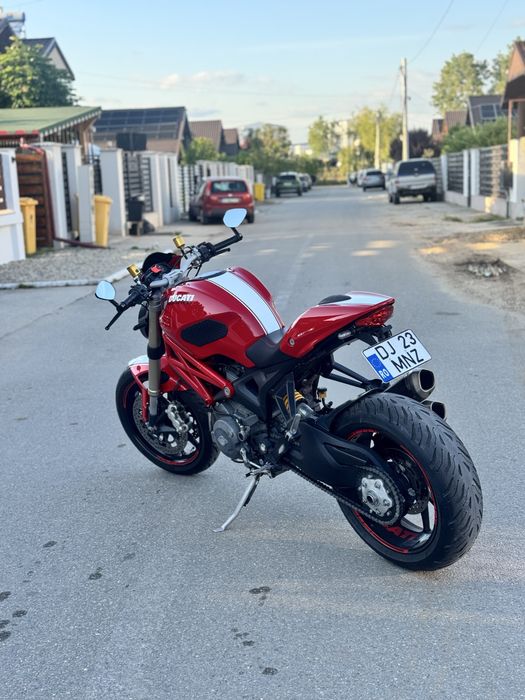 Ducati Monster 1100 evo naked schimb cu adventure honda suzuki cfmoto