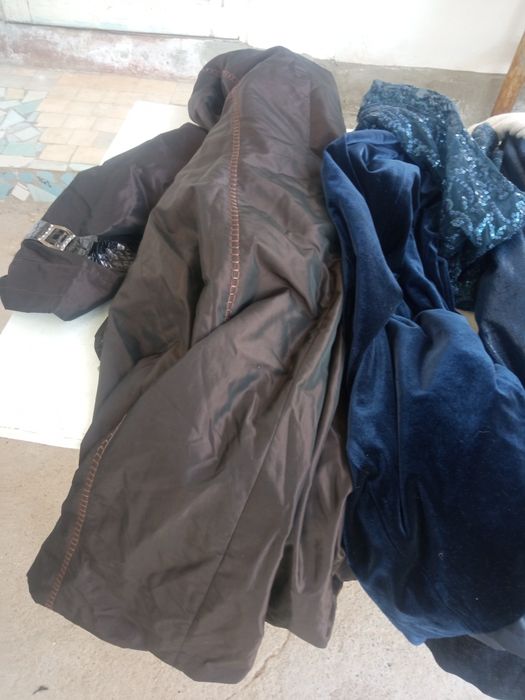 Женская одежда  ..