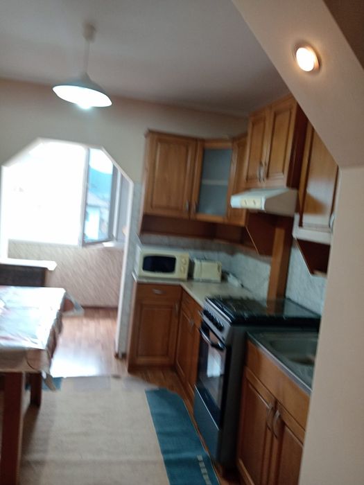 Închiriez apartament cu 2, camere Ampoi 3