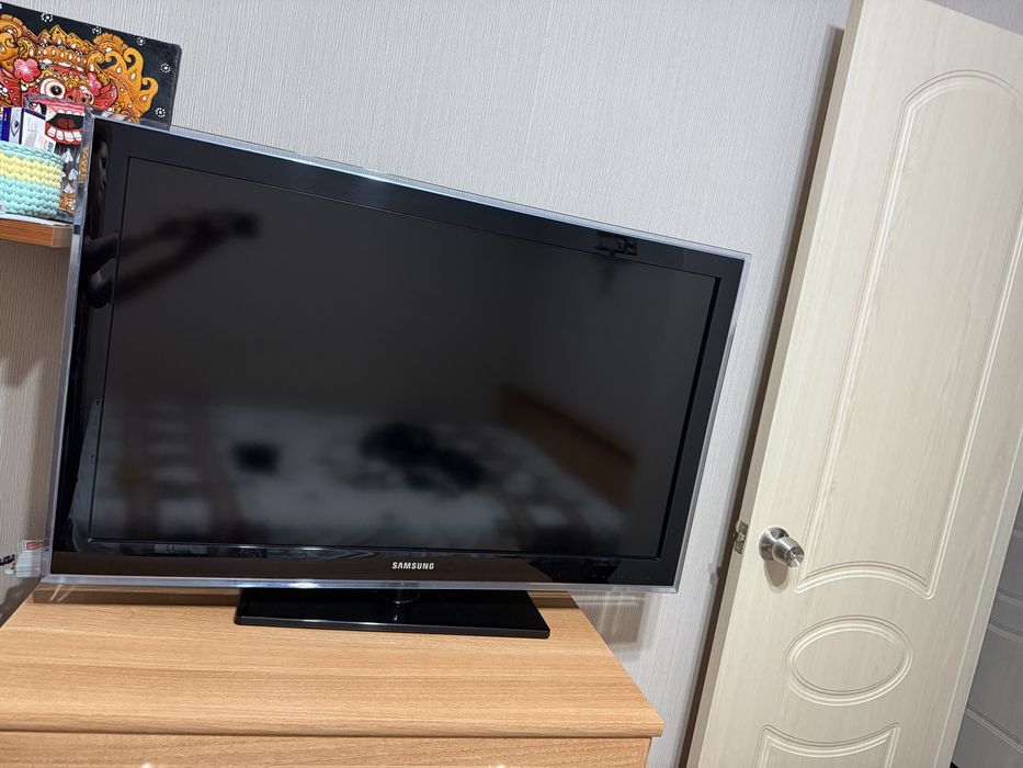 Продам телевизор