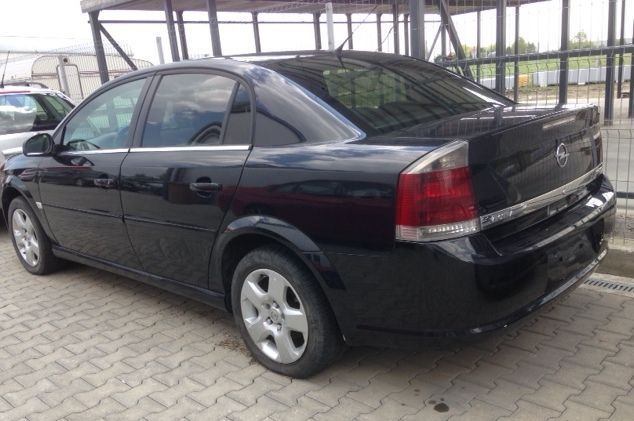 Dezmembram Opel Vectra C,1.9 cdti,an fabr 2004