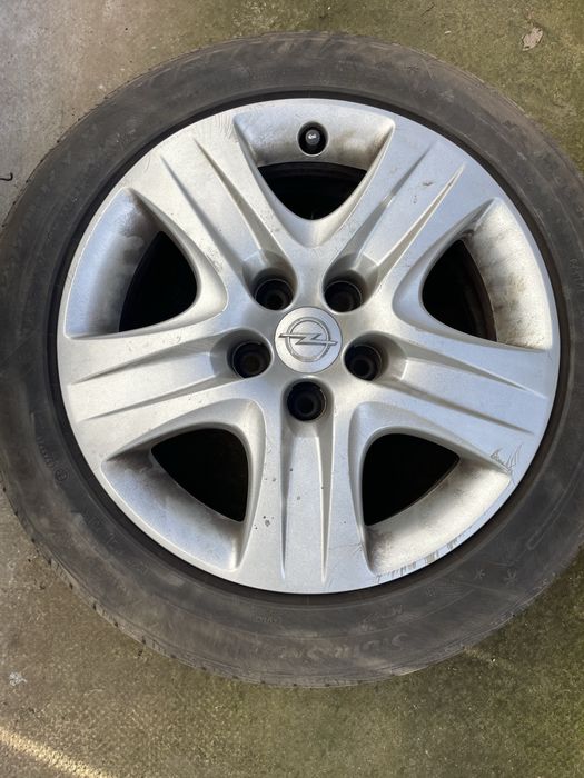 Vand jante de tabla structurate R 17 pt Insignia