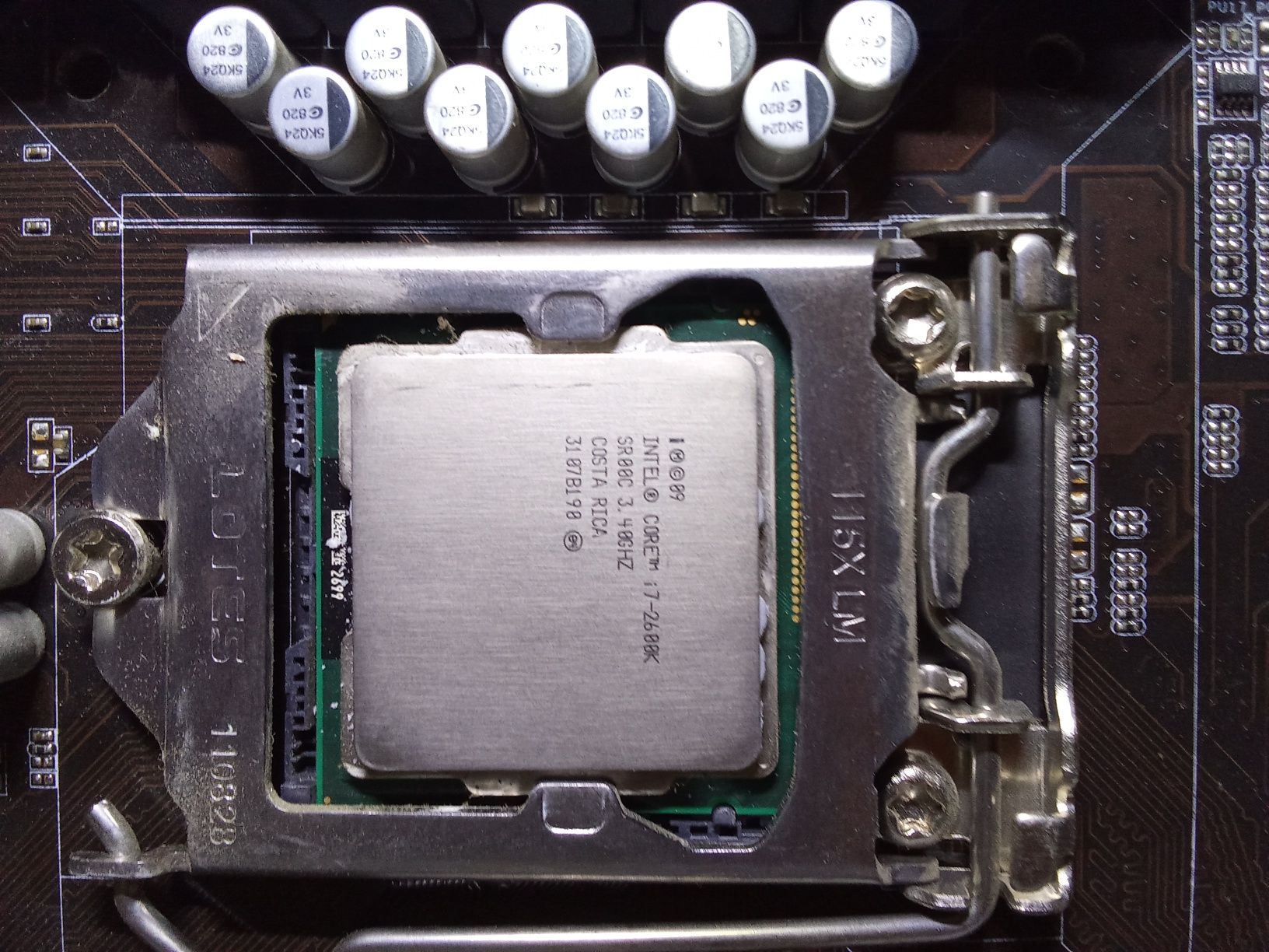 Vând kit placa baza Asus  și procesor i7 2600k