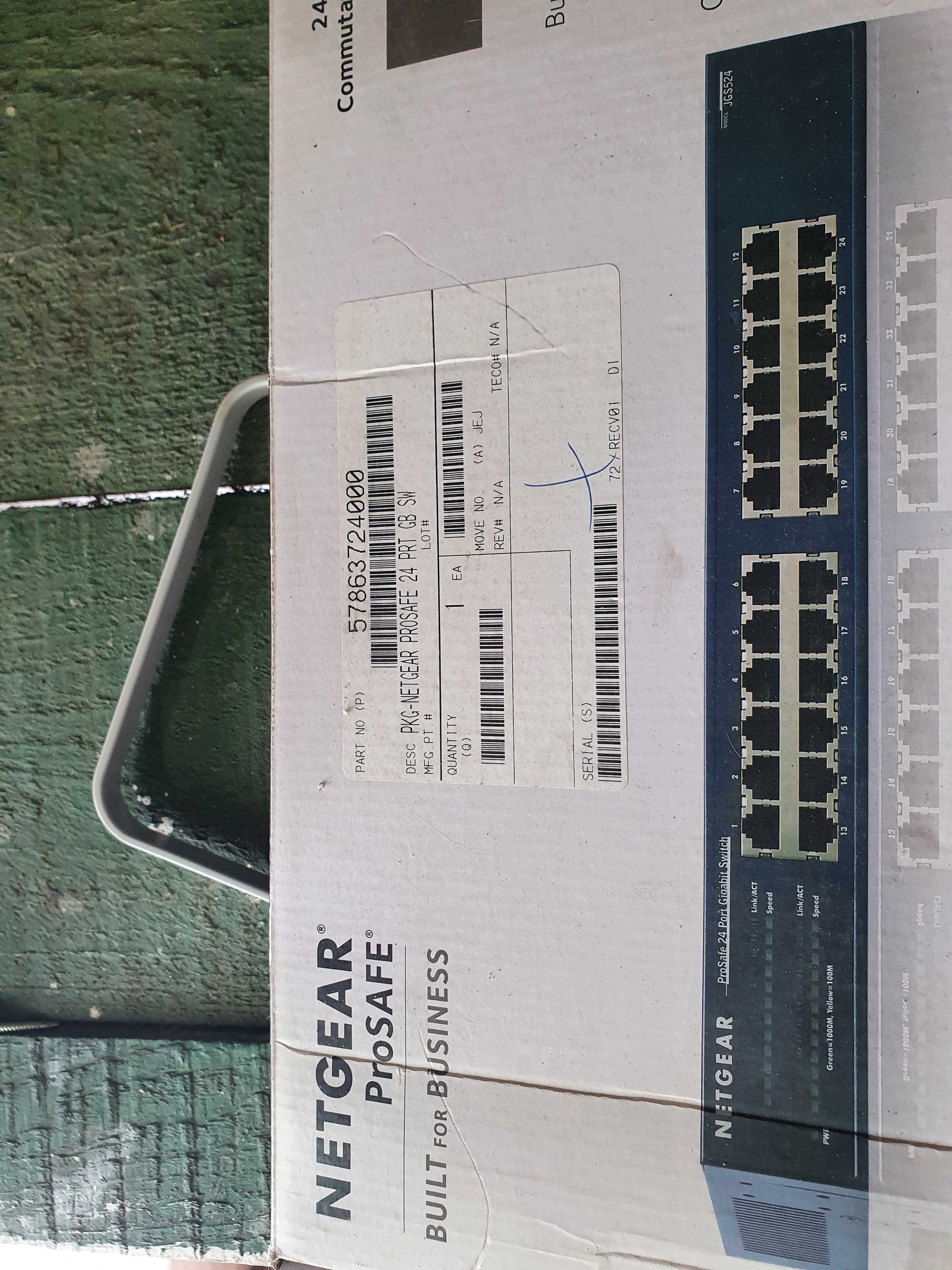 Switch Netgear ProSafe 24-Port Gigabit Rackmount Switch (JGS524)