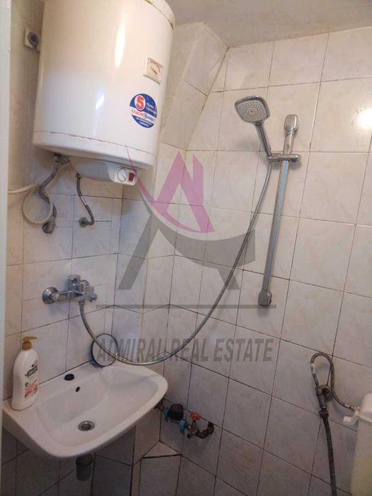 Дава се под наем Едностаен апартамент в Варна, Генералите - 25 кв.м за 200 € - Снимка #2