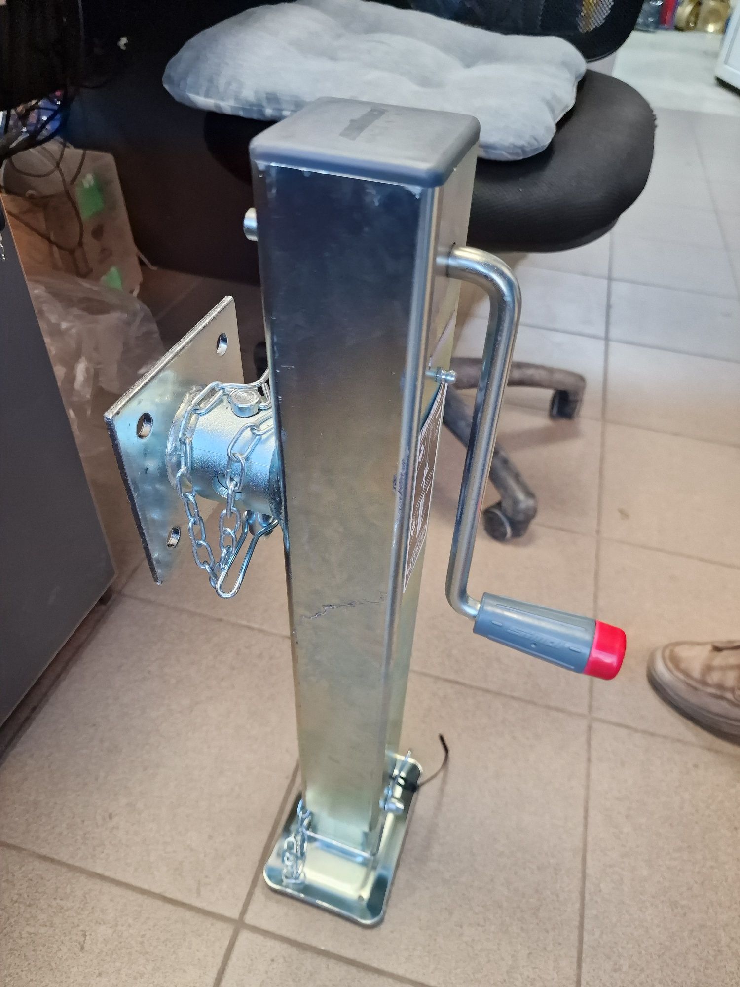 Picior sprijin remorca 7 tone preț 850 lei suport 120 lei preturi cu t