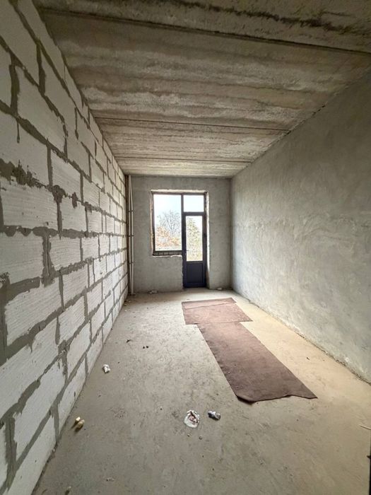 Сотилади! 2-Қаватли Каробка Квартира – Кармана Ситида