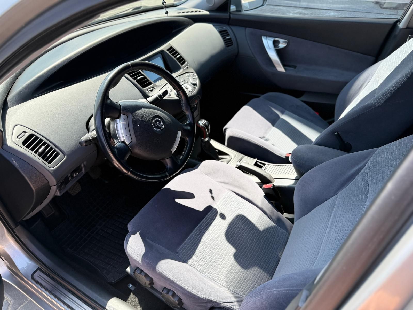 Nissan Primera P12