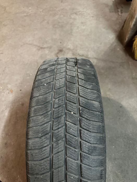 2 броя Зимни Гуми Barum 205/55 R16