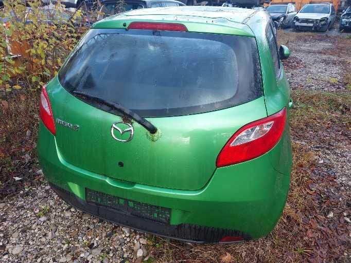 Dezmembrez Mazda 2 motor 1.4 benzina 2009