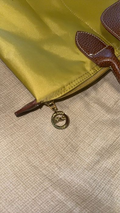 Geanta longchamp