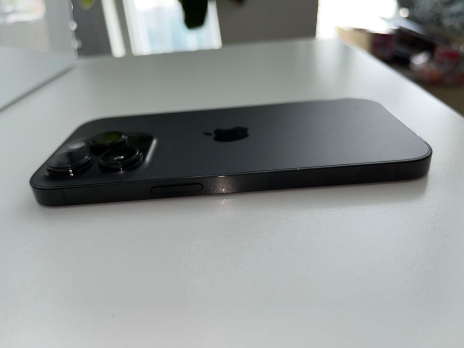 iPhone 14 Pro 128 GB + AirPods 2nd generation
