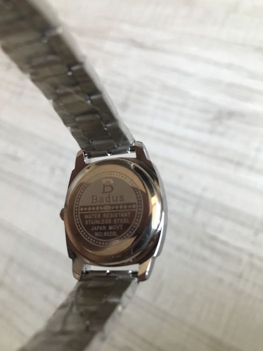Нов дамски часовник Badus