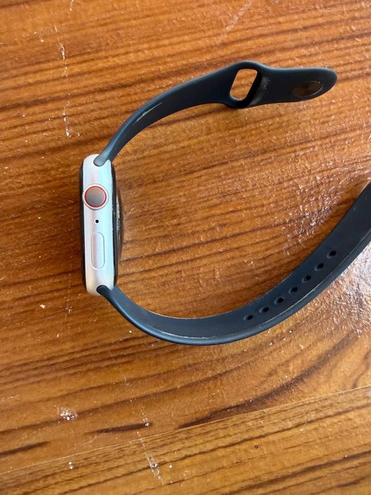 Apple watch series 8 45mm