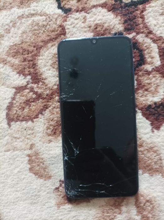 Телефон Samsung a71