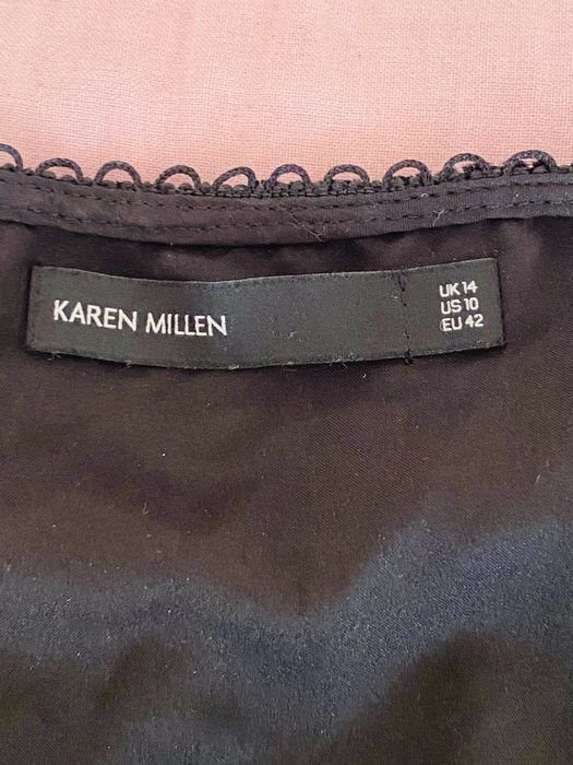 Елегантни  дамски  рокли