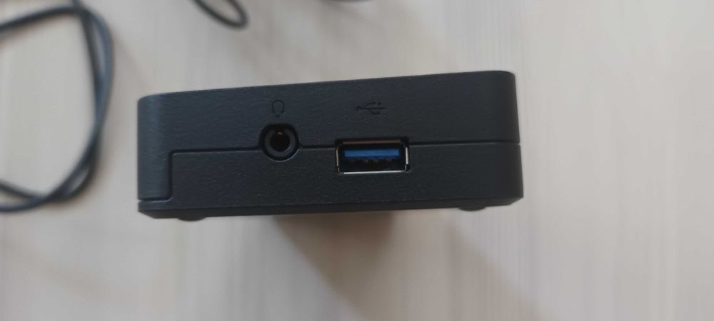 Продавам Fujutsu Докинг