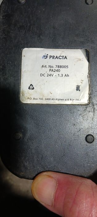 Професионален перфорат винтоверт.