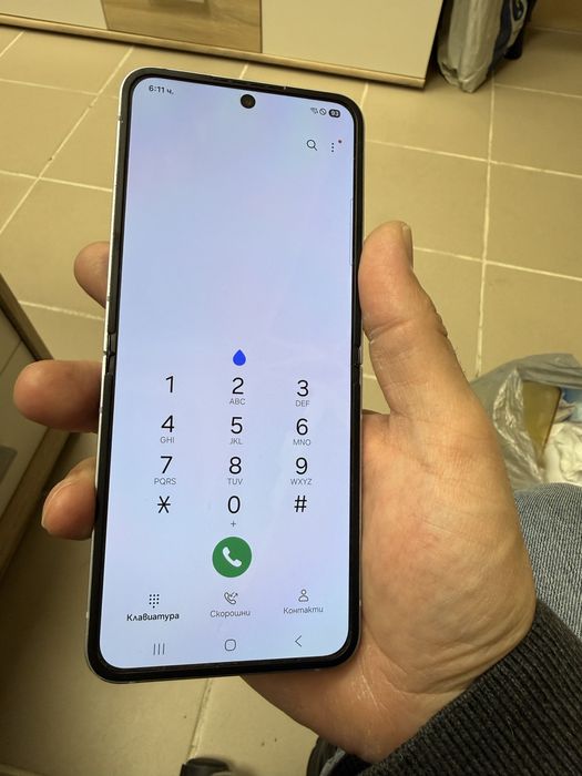 Samsung Galaxy Z Flip 6 12/256gb- отличен
