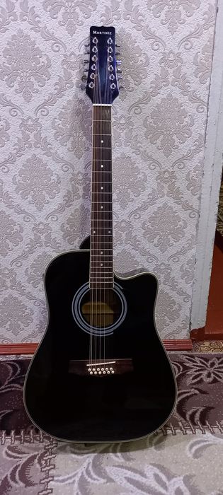 12 струналик электро-акустическая гитар MARTINEZ W-1212 CEQ