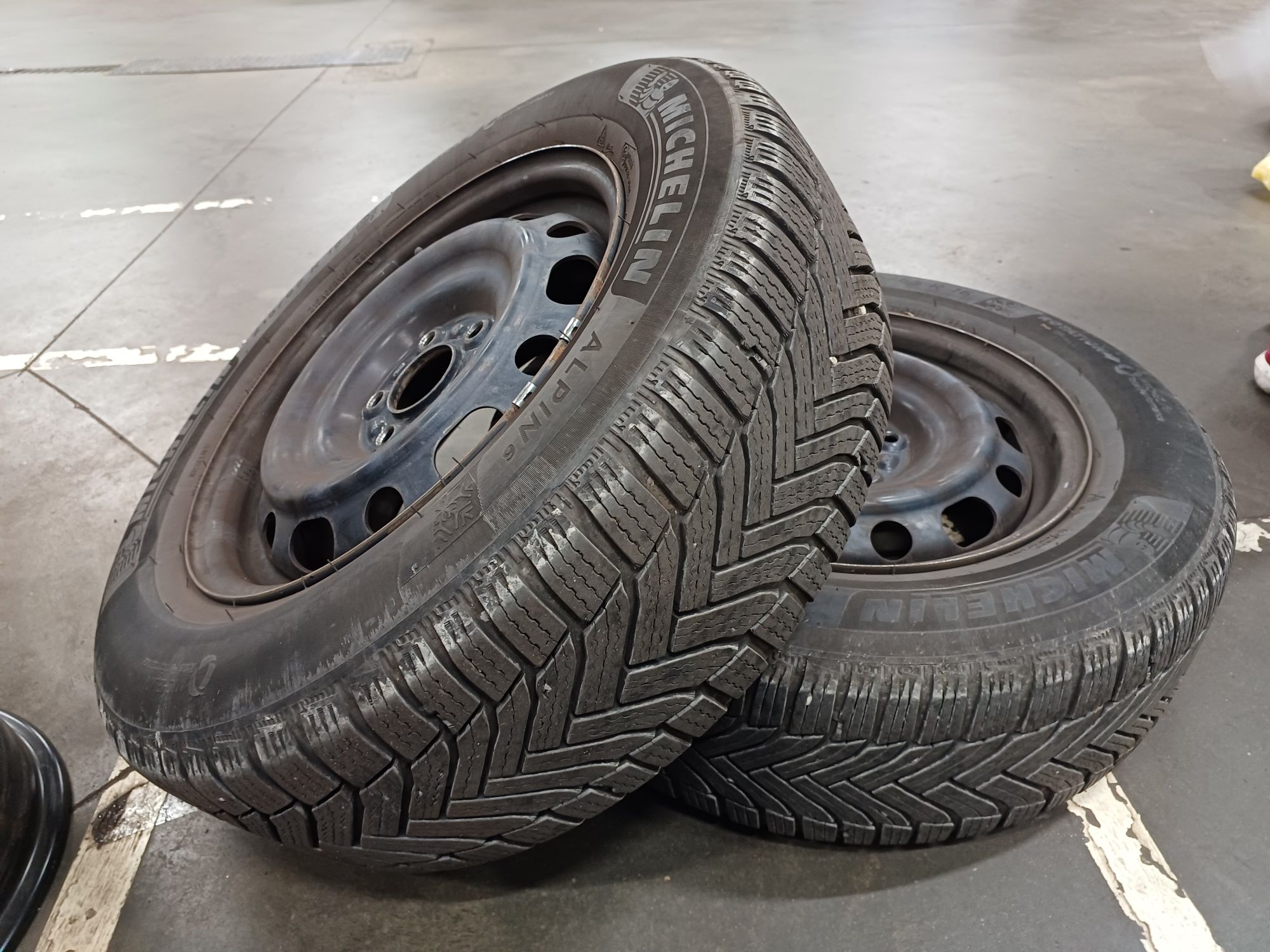 Set de 4 Jante + 4 Anvelope iarnă Michelin Alpin 6