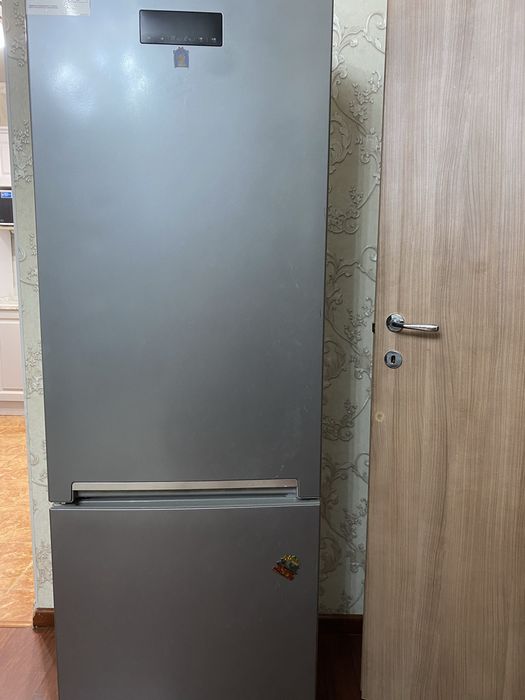 Холодильник BEKO