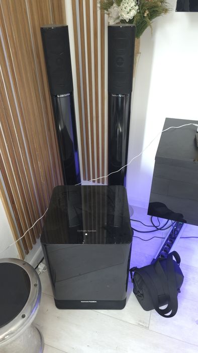 Sistem Harman Kardon 7.1