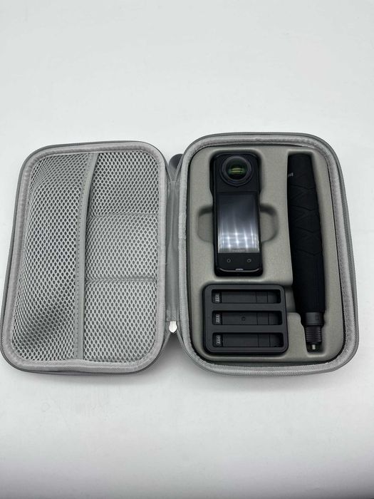 НОВЫЙ Insta360 X4