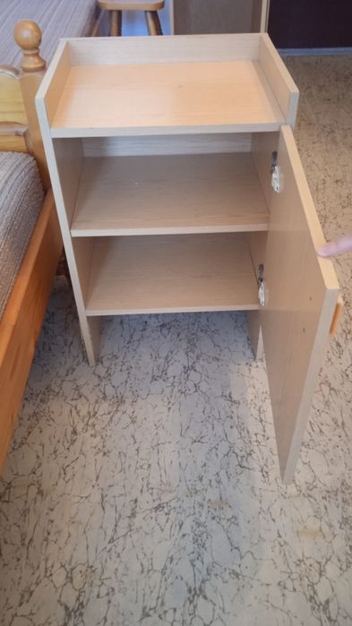 Легла с матраци,гардероби и нощни шкафчета