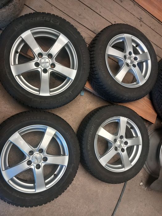 Jante r15 5x100 et 38  anvelope de iarna