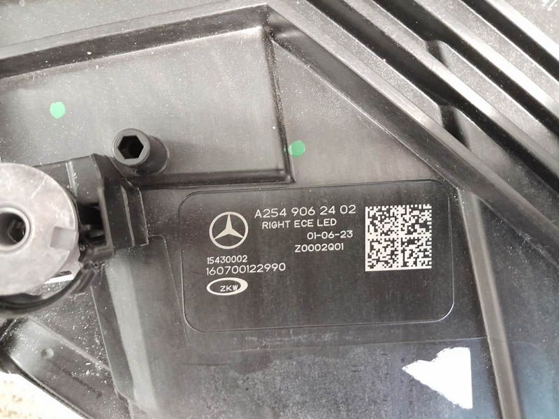 Mercedes GLC 2023/2024 W254 LED Digital Light F533 F534
