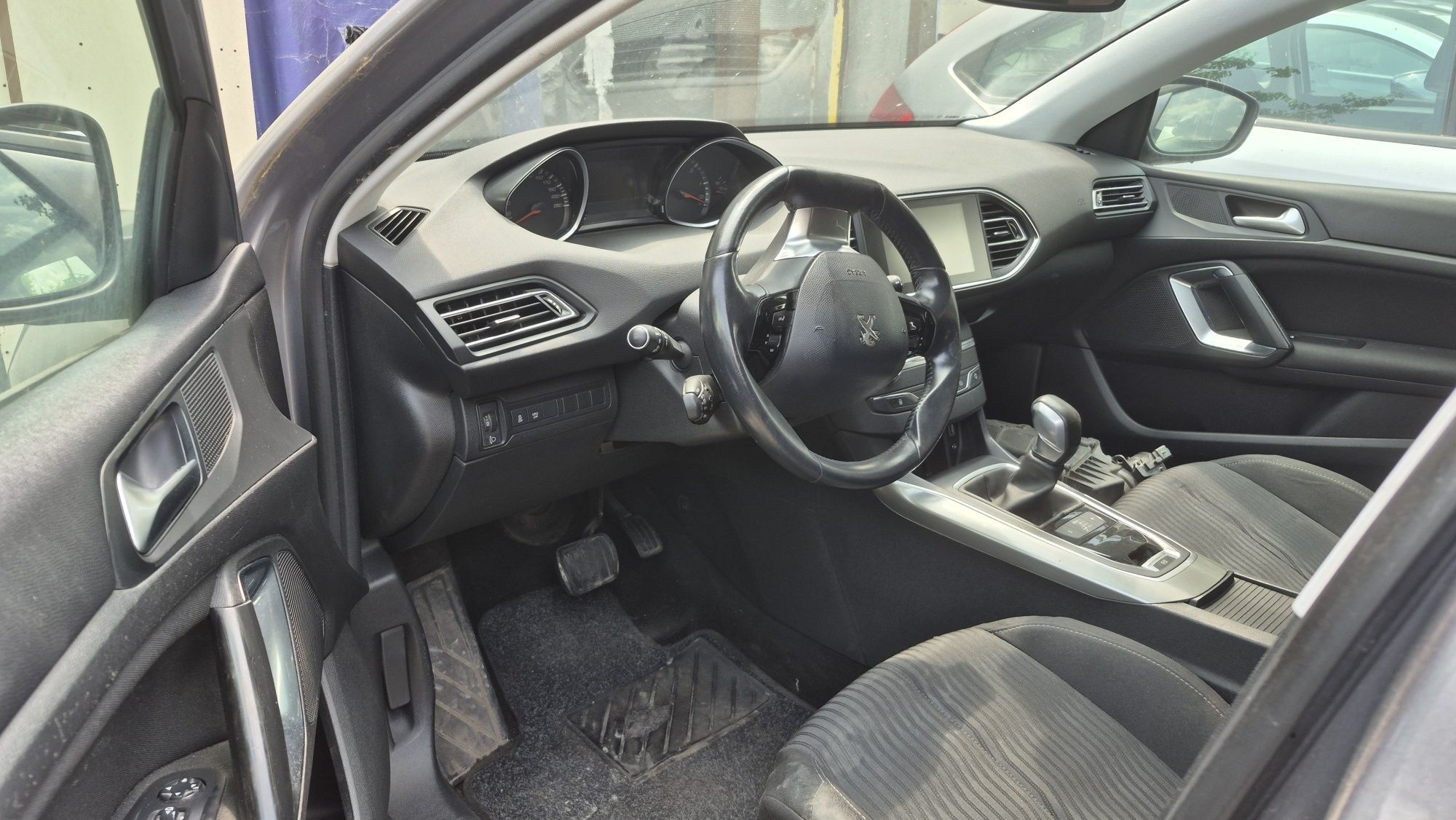 Peugeot 308 2.0 BlueHDI AUTOMATIC бракувана