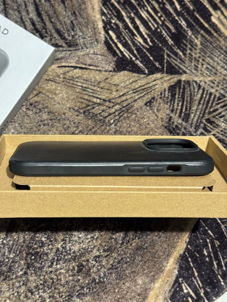 Nomad leather case iphone 14 pro