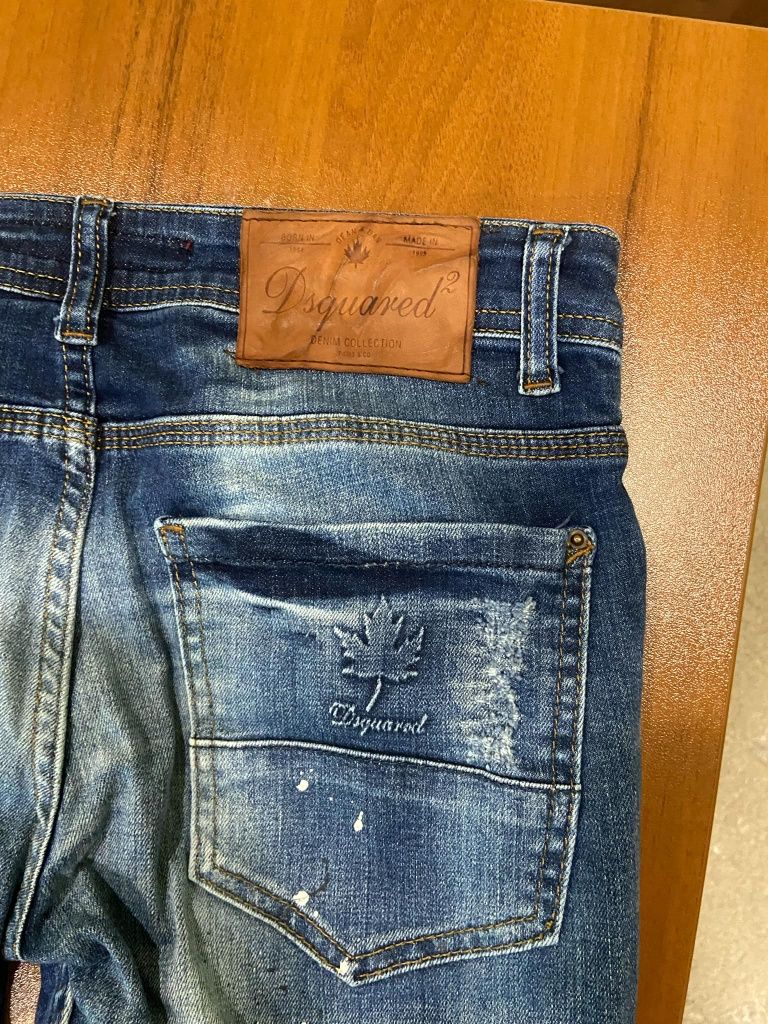 Оригинални дънки Dsquared2