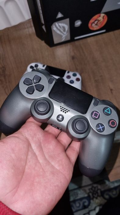 Ps 4 sotiladi holati zor 500 gb xotira
