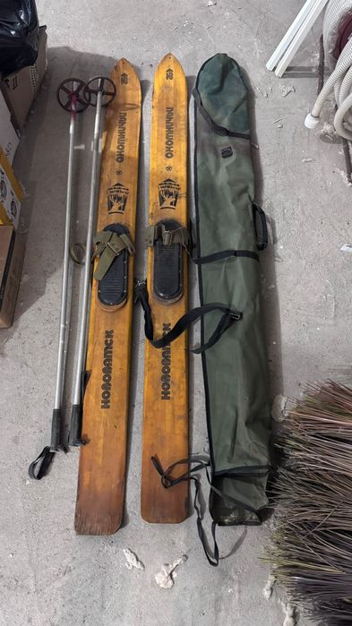 Продам лыжи,крепления,палки,чехол