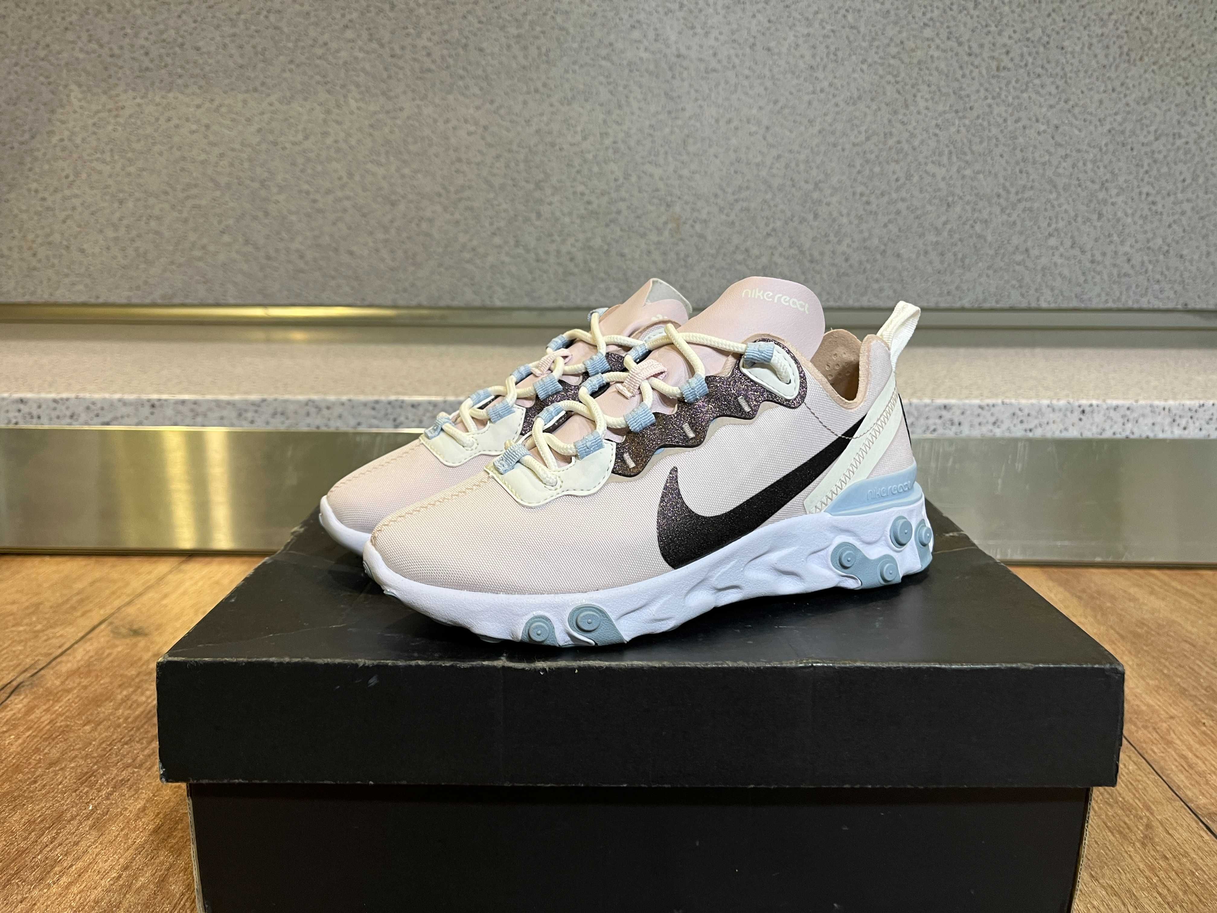 ОРИГИНАЛНИ *** Nike React Element 55 SE 'Barely Rose'