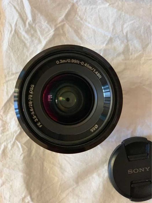 Обектив Sony FE 28-70mm f/3.5-5.6 OSS
