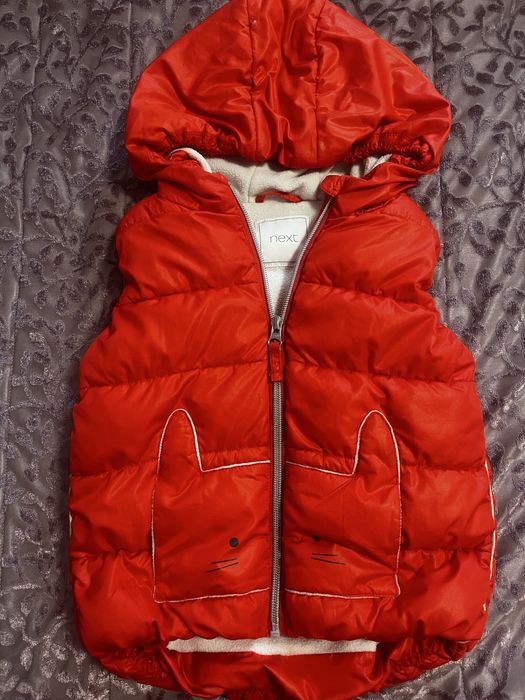 Vesta fetite Next 3-4 ani
