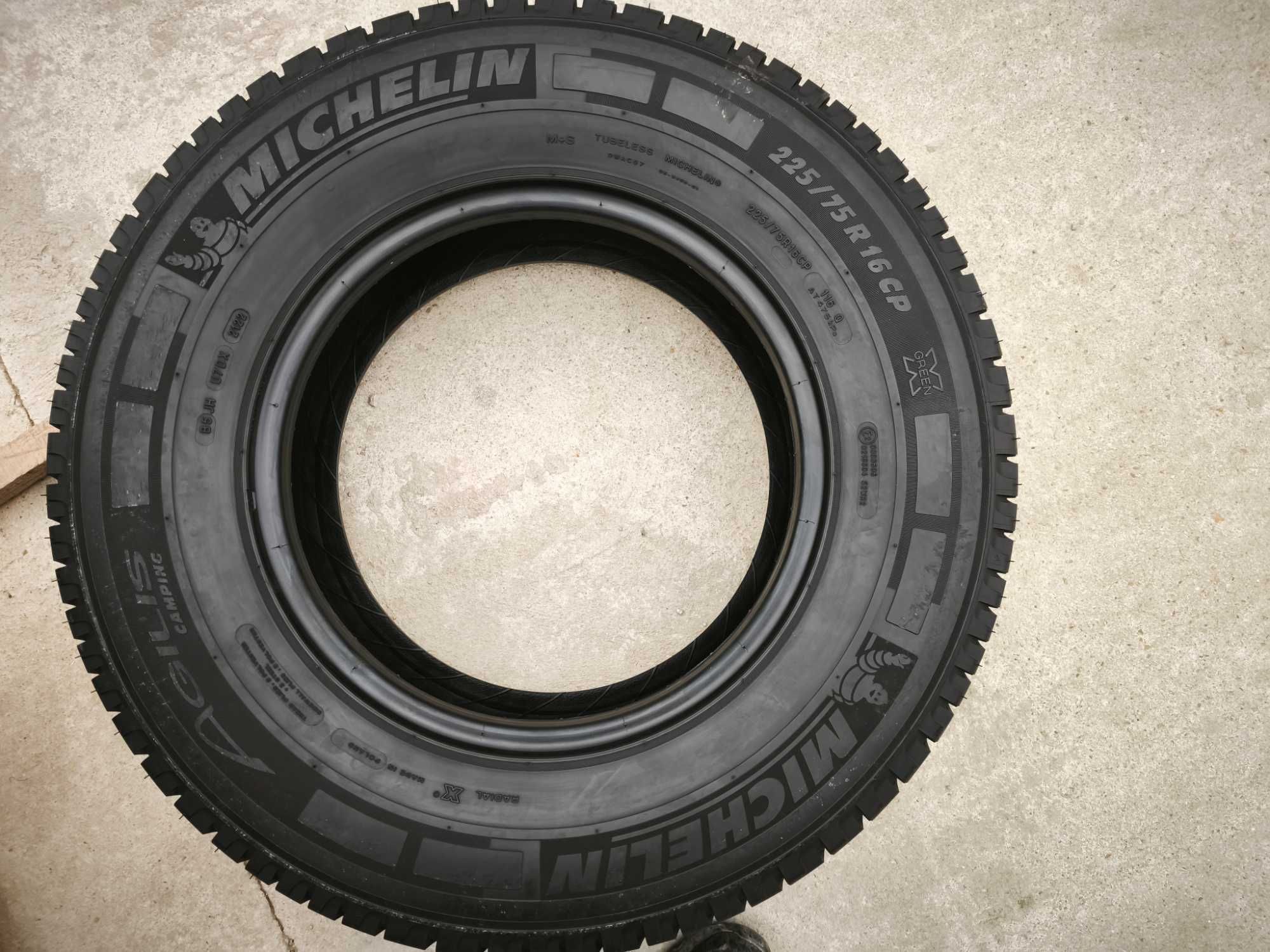 *225/65/16 CP Michelin AGILIS  БУС НОВИ