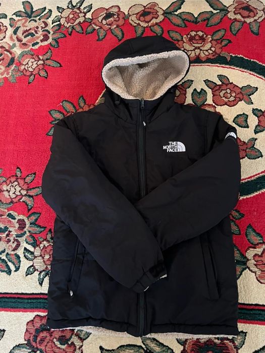 Двухсторониий куртка новый