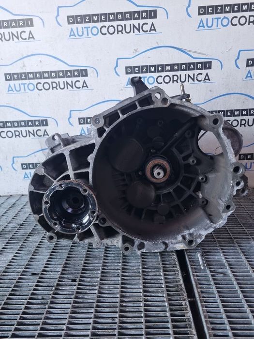 Cutie de viteze Volkswagen Tiguan 5N Facelift 2.0 TDI 2011 - 2015 140CP Manuala 6 Trepte ...