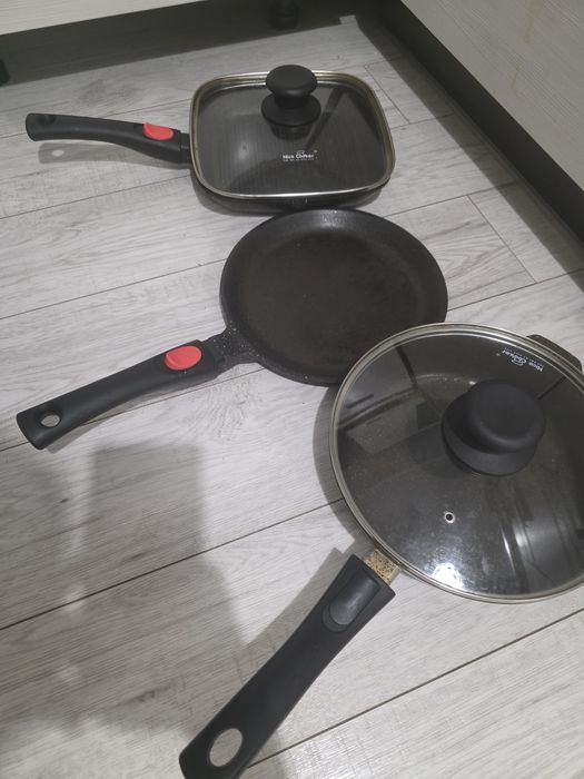 Отдам бесплатно сковородки