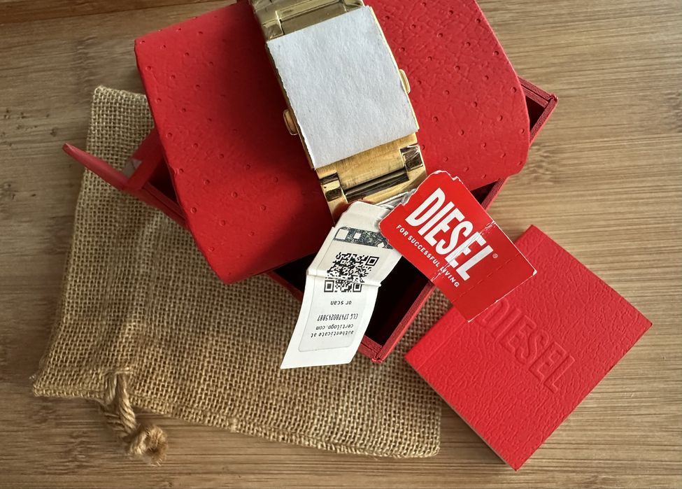 Ceas Diesel Mr Daddy nou gold cel mai mare