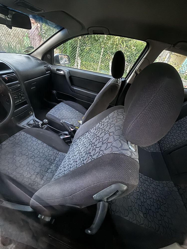 Opel Astra 1.6 V