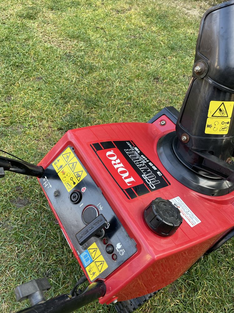 Freza zapada TORO PowerLite 16, motor 2t, pornire electrica!